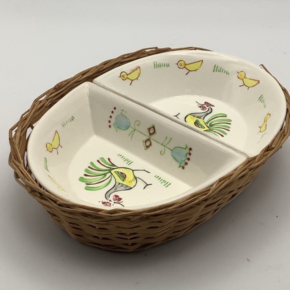 Vintage Japan Rooster and Chick Split Dish in a Basket - Picture 4 of 7